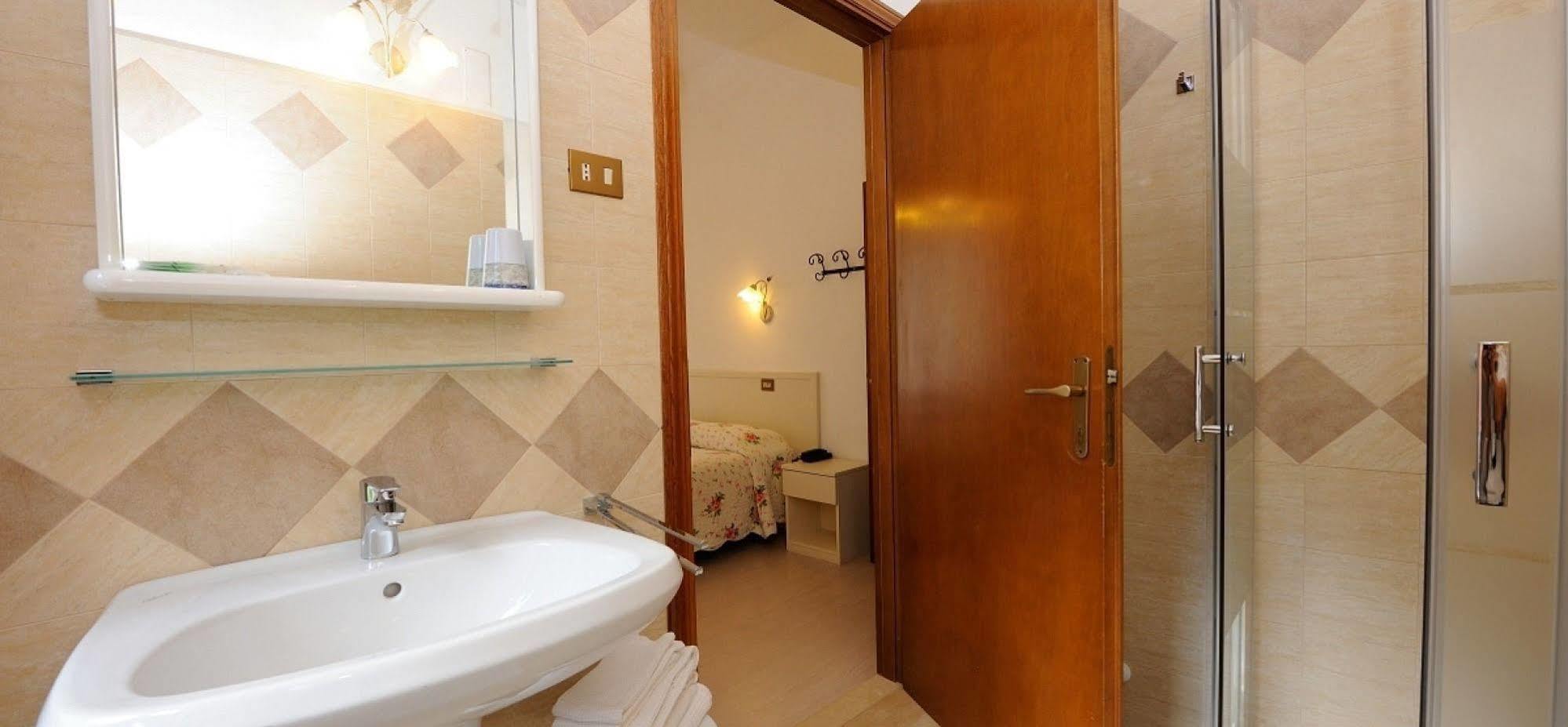 Hotel San Sebastiano Perugia Esterno foto