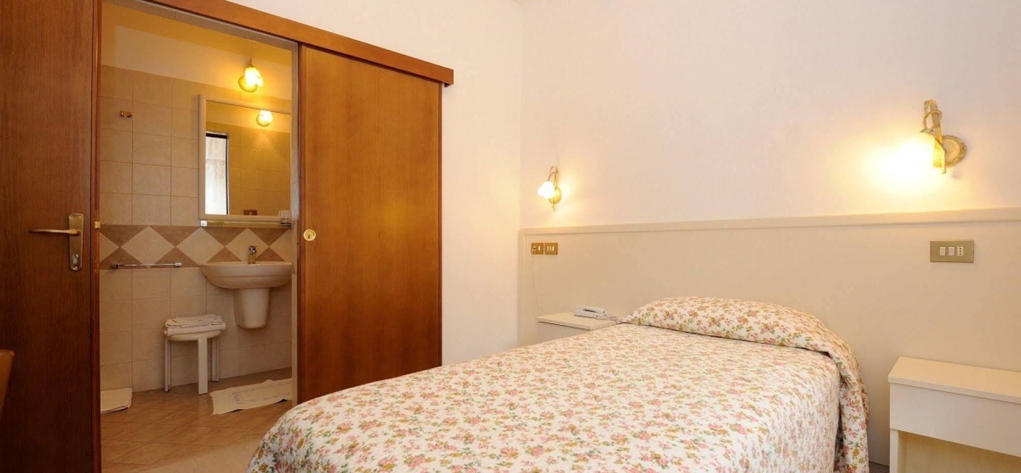 Hotel San Sebastiano Perugia Esterno foto